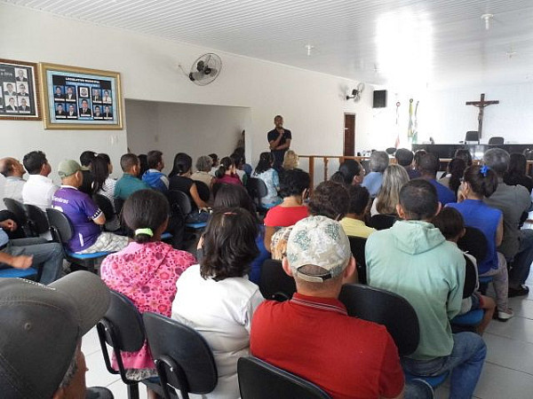 Reunião no plenário da Câmara da Vereadores de Paramirim para apoio a CAASE. Foto: Fagner Abreu - Agecom Prefeitura