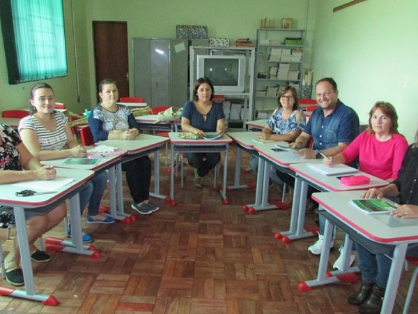 “Educação Fiscal” que é uma disciplina que faz parte da grade curricular. Foto: Katia Denice Bueno da Silva