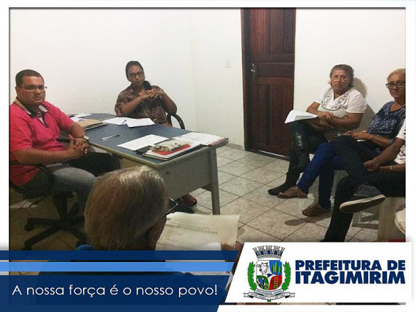 Reunião para apresentação do programa (Giovanni Filho, Secretário De Desenvolvimento Social,  Abinael Souza Rosa, Luma Nunes, Valdelice Mota e Lucineide Muniz).   . Foto: ASCOM - ITAGIMIRIM
