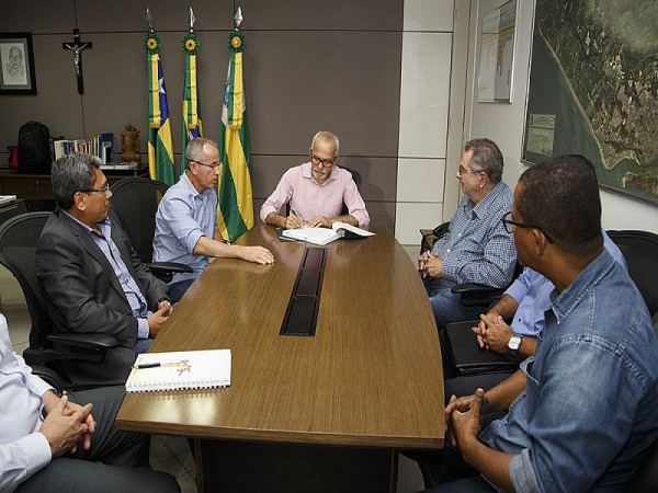 Edvaldo: É um marco no desenvolvimento de Aracaju . Foto: (fotos: Marco Vieira/PMA)